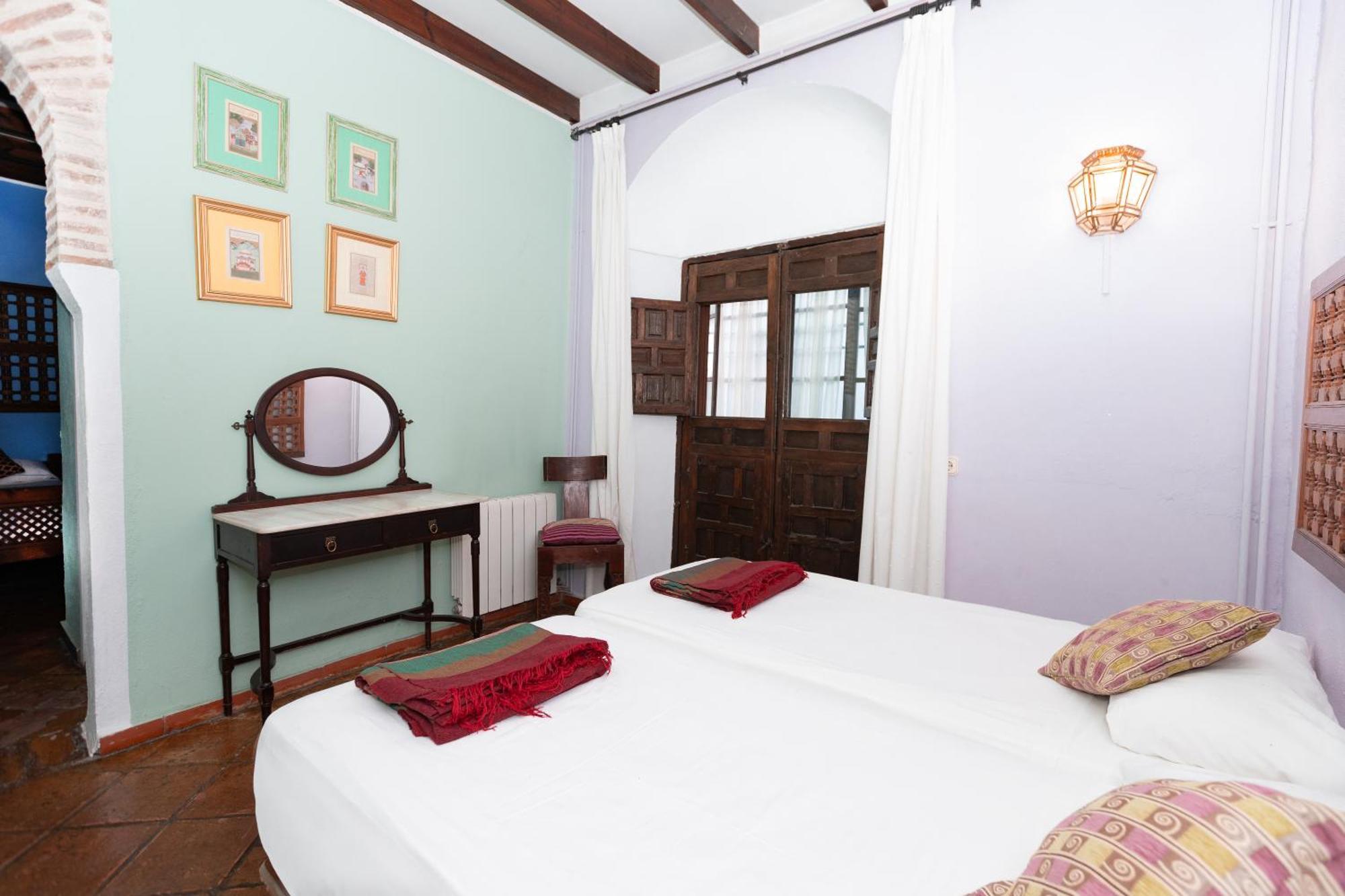 Guest house Safestay Mezquita Catedral